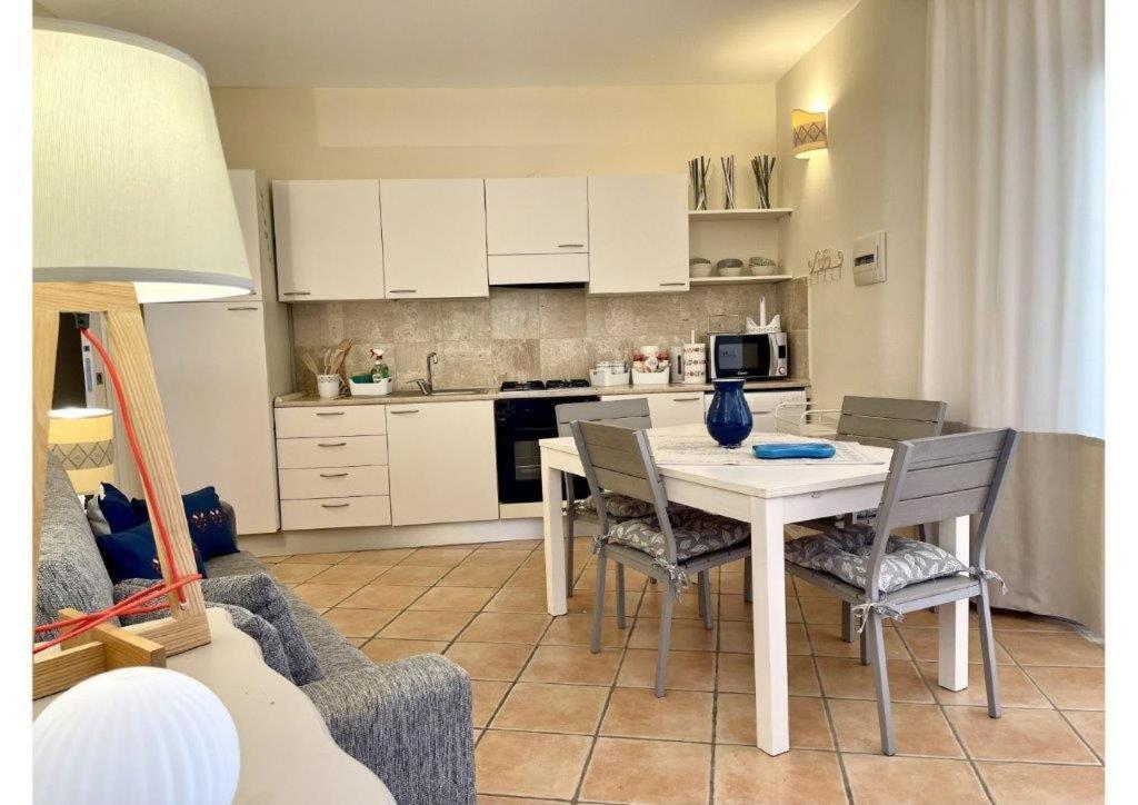 Le Residenze Sul Mare B6 Apartment Porto Ottiolu Exterior photo